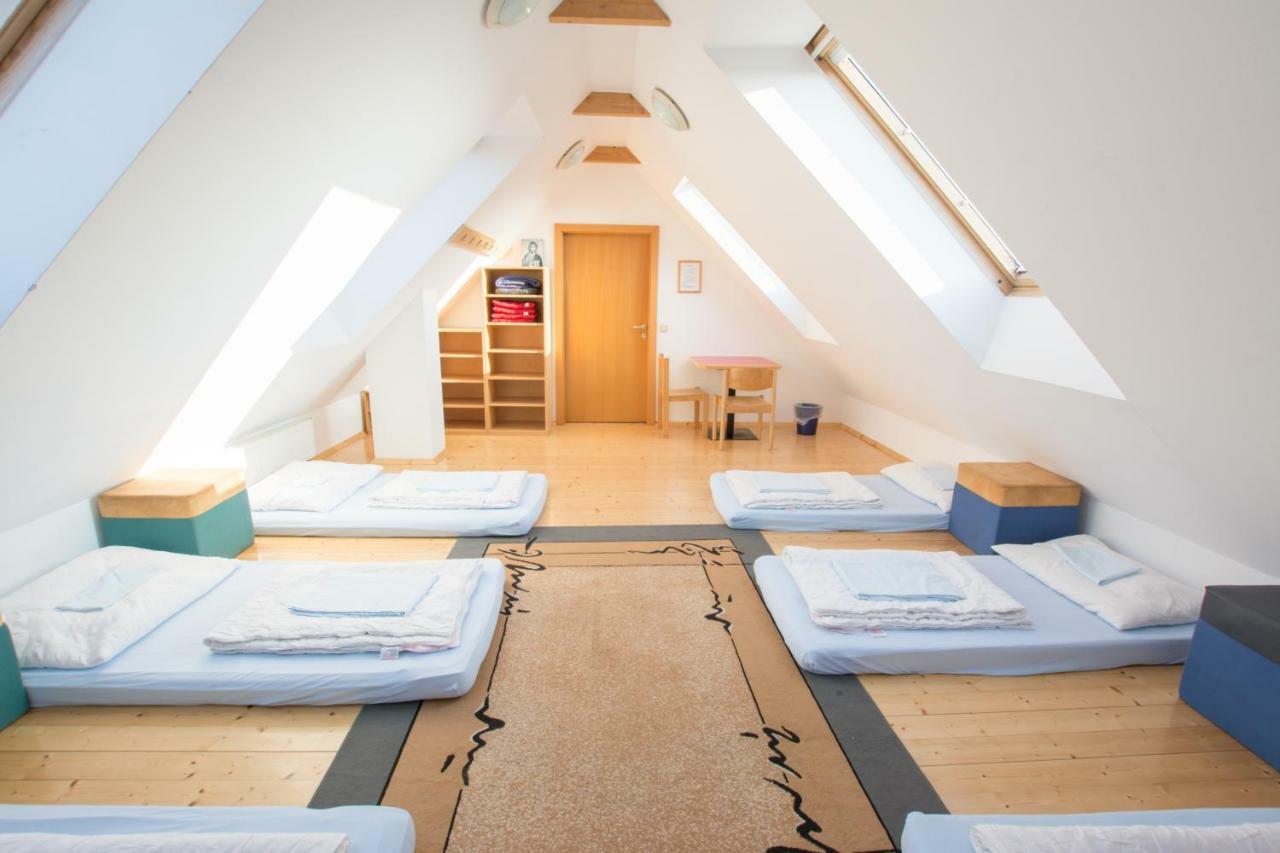 Jugendgaestehaus أليتشيسبيرغ المظهر الخارجي الصورة